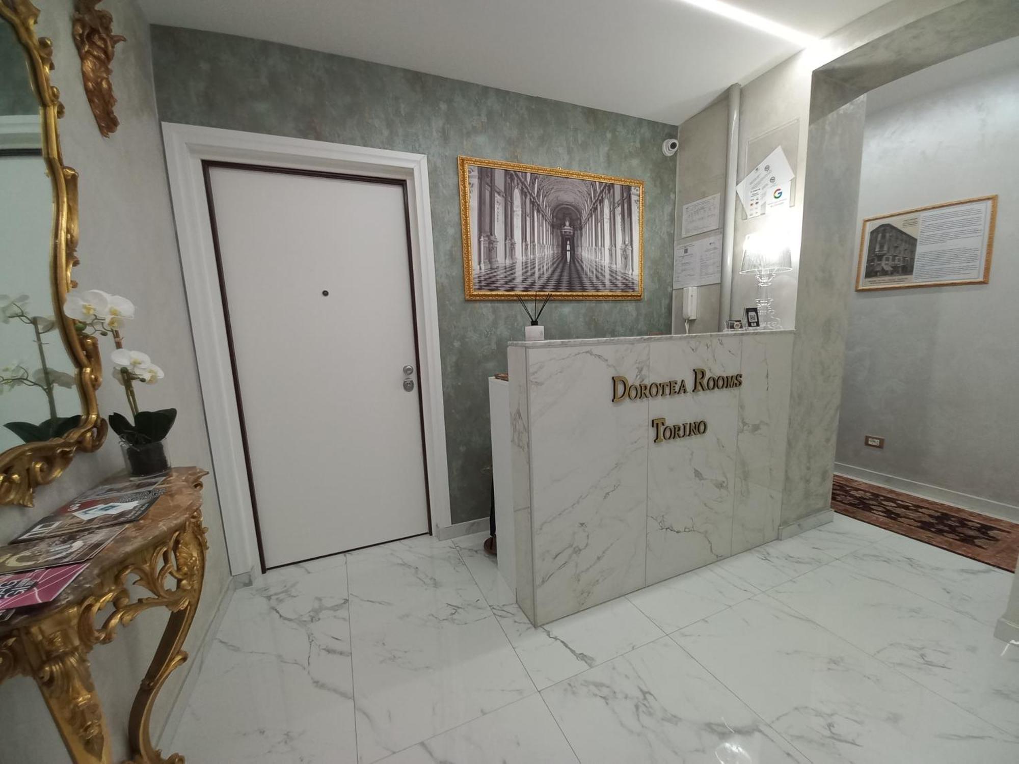 Dorolea Rooms Torino Centro Bagian luar foto