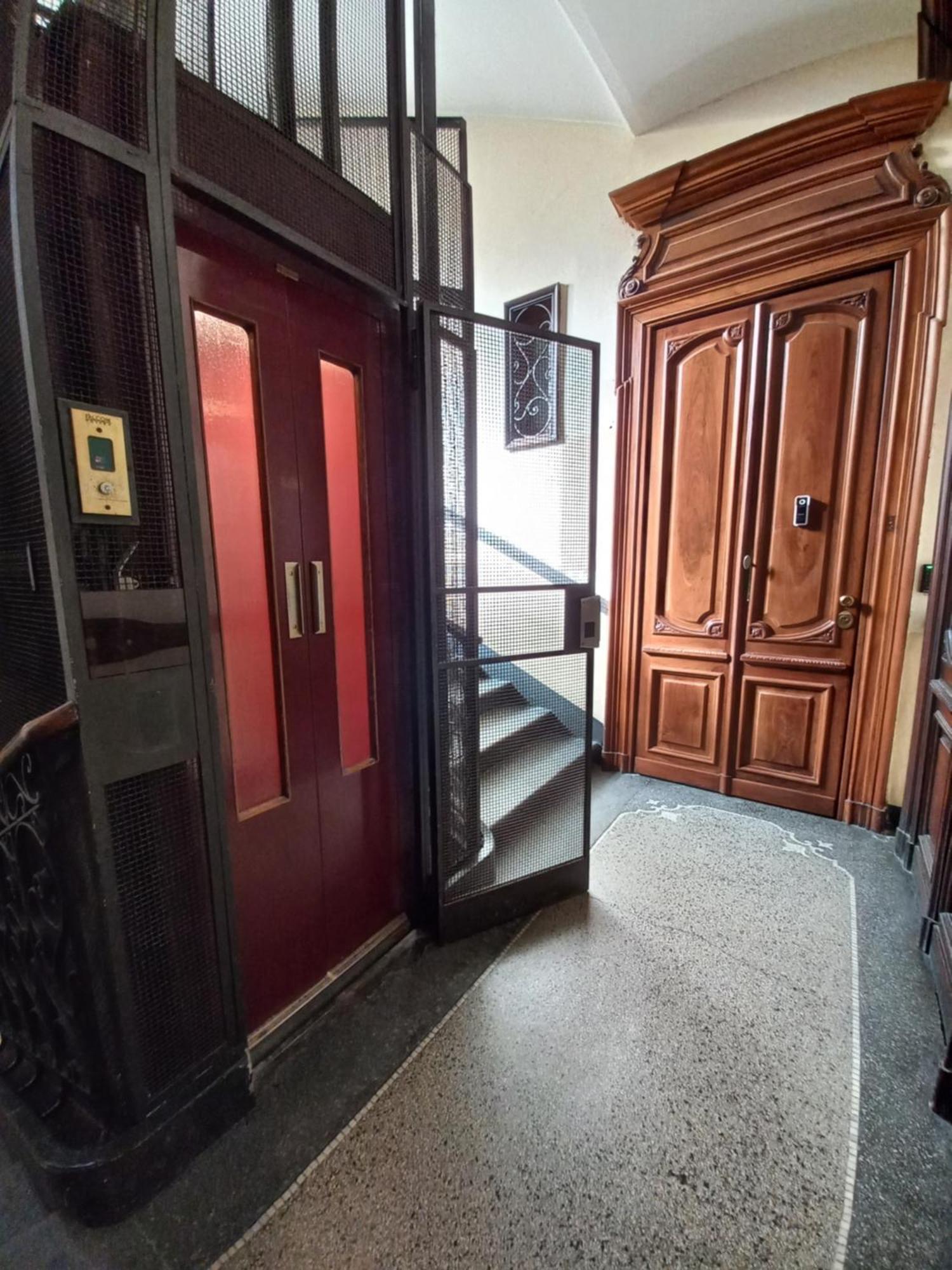 Dorolea Rooms Torino Centro Bagian luar foto